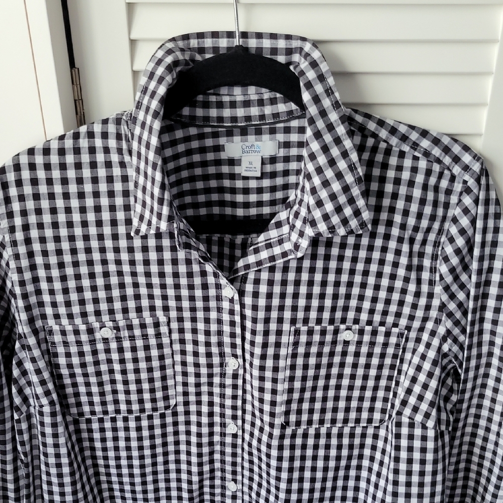 Croft & Barrow Black and White Checkered Button Down Shirt - Picture 4 of 7